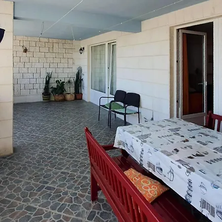 Lovely In 아파트 오미스